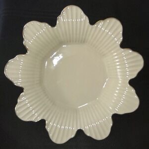 Lenox‎ Meridian Collection Candy Dish Scalloped Gold Rim Cream